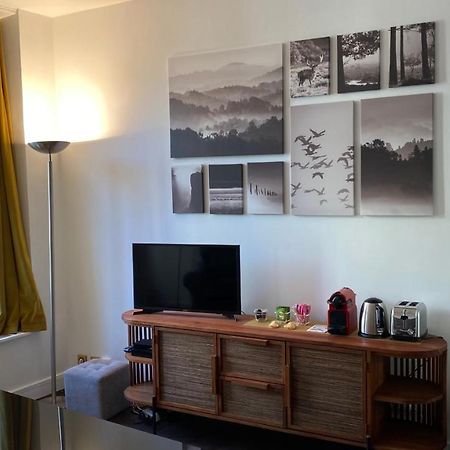 Marais Joli Deux Pieces Apartment Paris Bagian luar foto