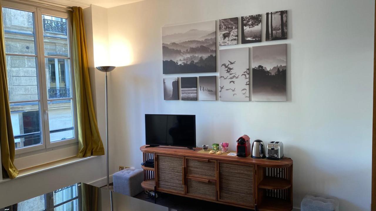 Marais Joli Deux Pieces Apartment Paris Bagian luar foto